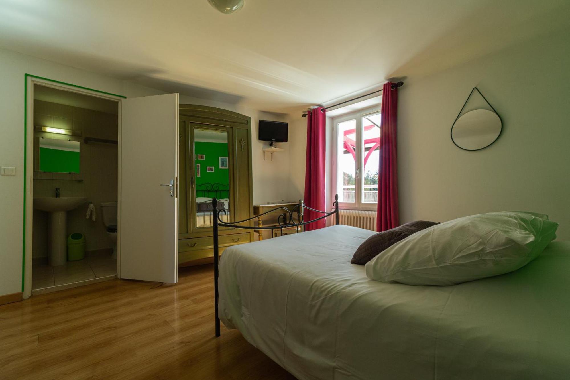 Hotel La Barguelonne Montcuq Екстер'єр фото