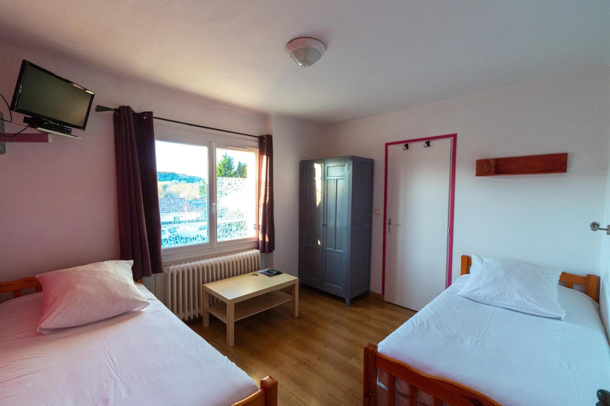 Hotel La Barguelonne Montcuq Екстер'єр фото