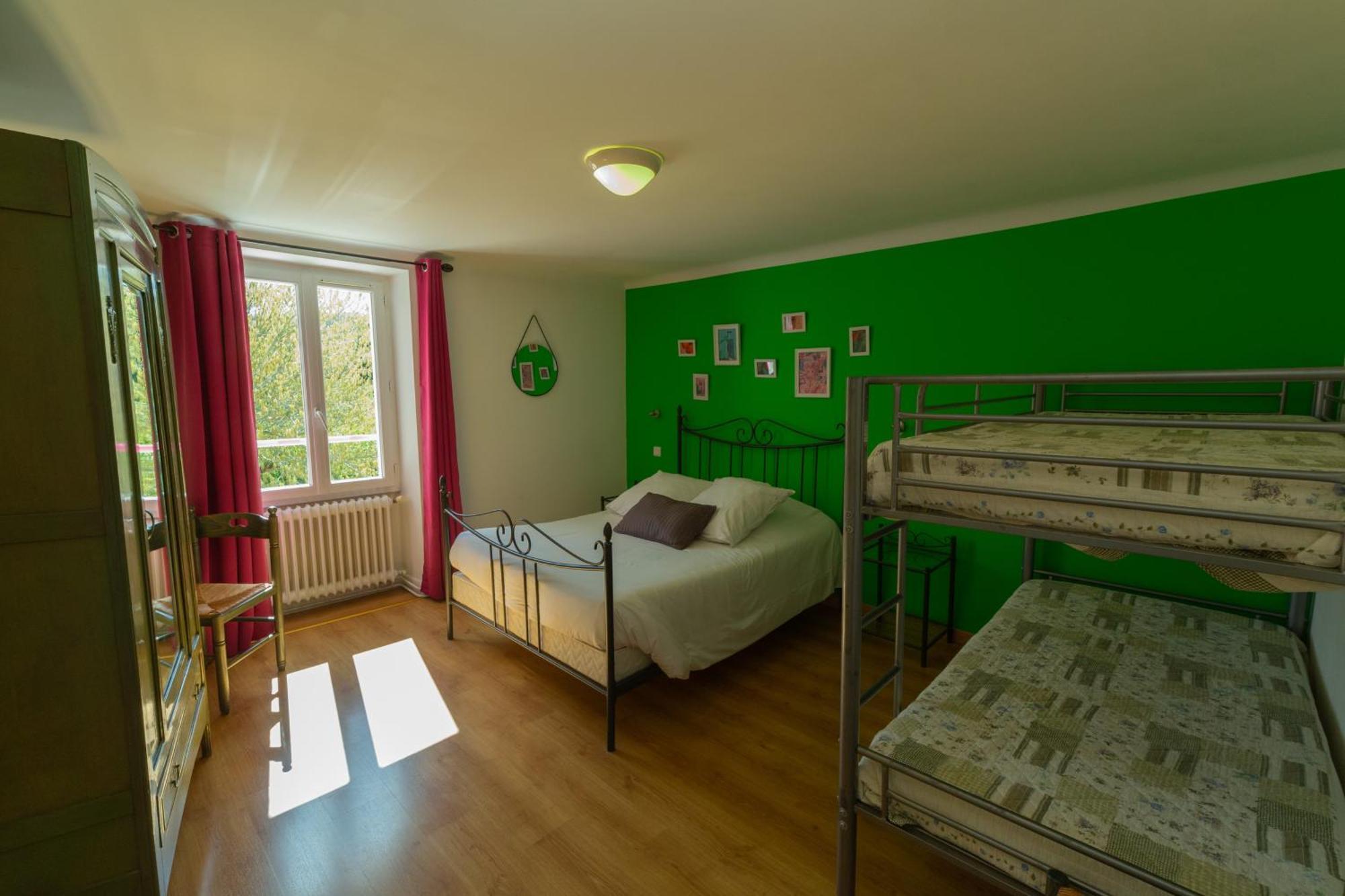 Hotel La Barguelonne Montcuq Екстер'єр фото